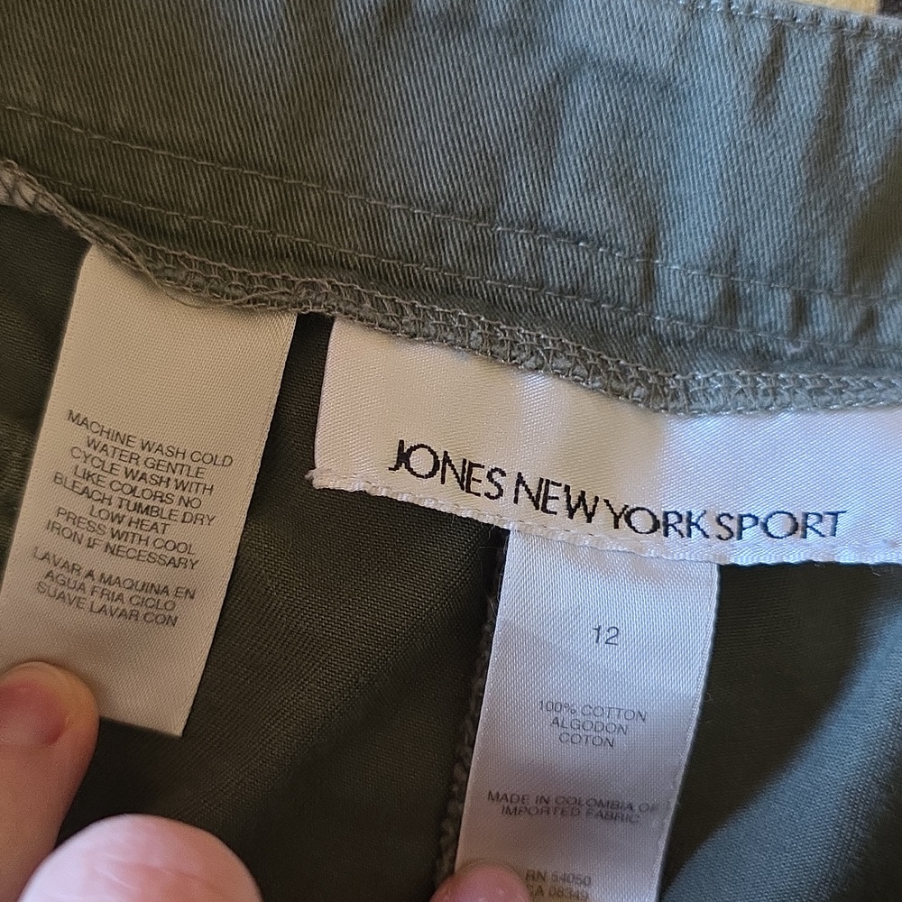 100% Cotton Sage Green Cargo Pants - Picture 5 of 9